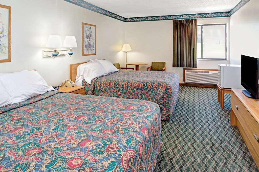 Rodeway Inn Red Oak Pokoj fotografie